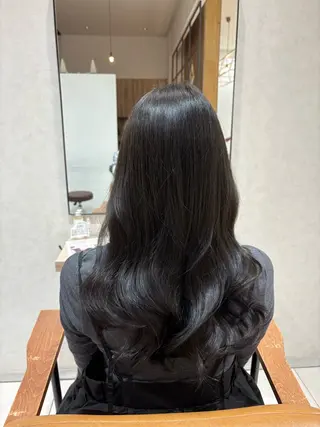 ロング カラー 透明感カラー/ 似合わせカットｍｏｅのヘアスタイル