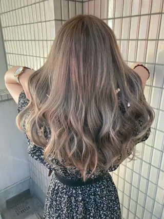 ロング カラー 高橋 奈津沙のヘアスタイル
