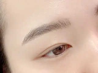 アイブロウ Maison Simba所属・田中 まりなのマツエク・マツパデザイン