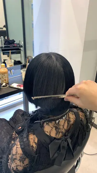 ショート L STUDIO心斎橋店所属・派手髪支持率No1 Eisukeのヘアスタイル