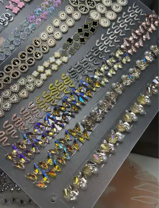 ネイル M🌷nail 長さだし専門店のネイルデザイン