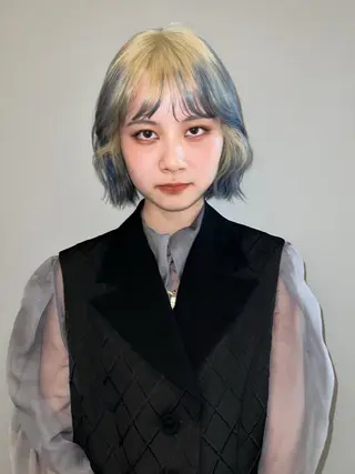 ショート カラー haco＋所属・圧倒的デザイン力 店長🎨RENAのヘアスタイル