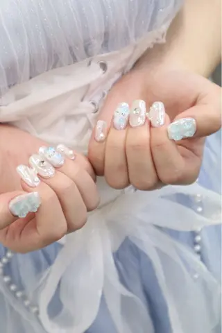 ネイル カラーズビューティサロン所属・石井 桃子のネイルデザイン