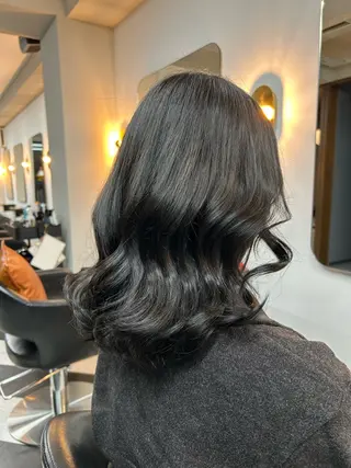 ミディアム カラー 圧倒的髪質改善 ✂︎飯島悠介のヘアスタイル