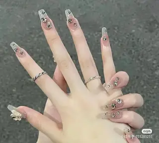 ネイル 橋本 アミのネイルデザイン