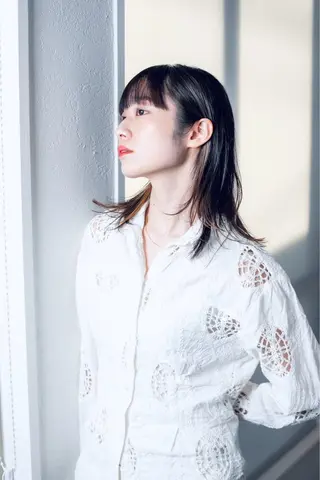 セミロング カラー Aioon 原 美莉雅のヘアスタイル