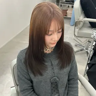 セミロング カラー REAL 心斎橋所属・ブリーチ/ベージュ /デザイン/ナツミのヘアスタイル