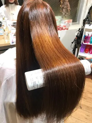 ロング 勝沼 佑季のヘアスタイル