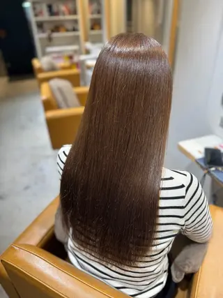 ロング カラー 前田 美桜のヘアスタイル