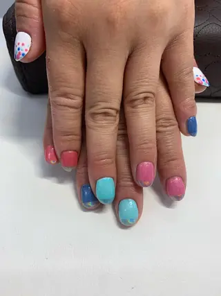 ネイル Mule Beauty Salon所属・ミュール ビューティーサロンのネイルデザイン