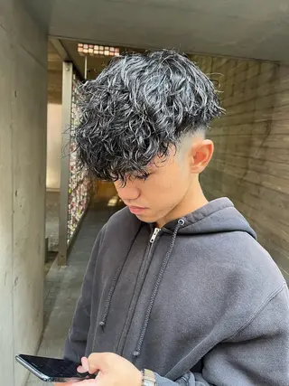 ショート パーマ メンズ メンズ特化美容師 熊田 鼓汰郎のヘアスタイル