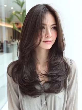 セミロング 生艶髪&レイヤー🔔 渋谷お薦めNo.1✨のヘアスタイル