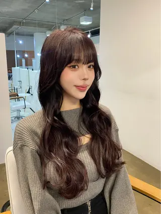 ロング I nagiのヘアスタイル