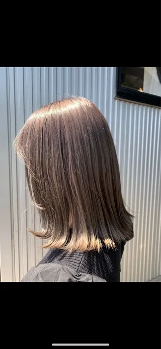 セミロング 櫻井 千穂のヘアスタイル