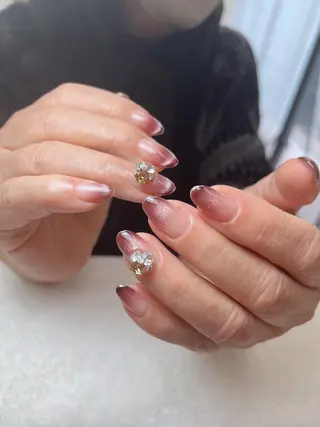 ネイル Flowerネイルサロン所属・. yukiのネイルデザイン