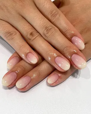 ネイル 肝付 朋佳のネイルデザイン