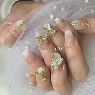 ネイル mily_harajuku所属・韓国ネイル☁️ haruna🌛のネイルデザイン