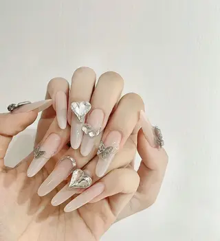 ネイル 🍑 momo_nailのネイルデザイン
