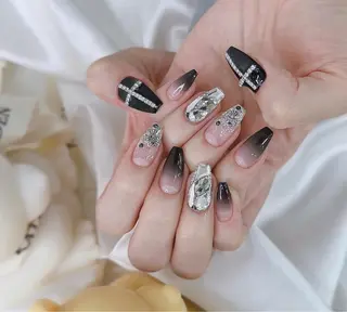 ネイル Lyna 池袋のネイルデザイン