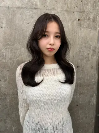 ロング MAO /透明感カラーのヘアスタイル