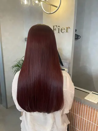 ロング カラー イヌマル アユ / Fier umedaのヘアスタイル