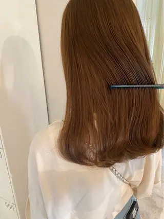 セミロング カラー FERIA桃山台🍑 𝕄𝕖𝕘𝕦のヘアスタイル