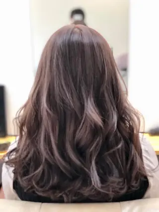 ロング H by Real meのヘアスタイル