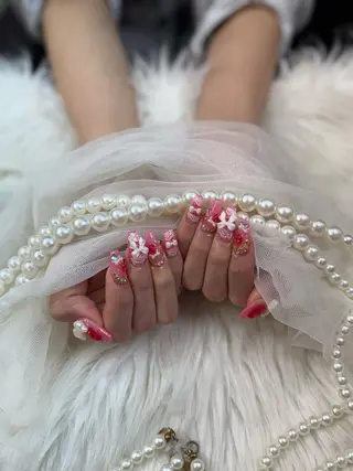 ネイル ベスティオーラ所属・ベスティオーラ 花香のネイルデザイン