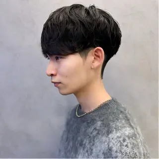 パーマ シャドウ/フェザー パーマメンズりつきのヘアスタイル