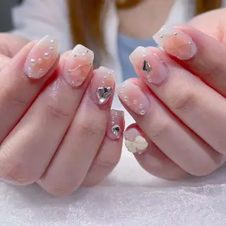 ネイル Queens みなみのネイルデザイン