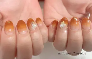 ミディアム ネイル ネイルスタジオ シェイクユアハンズのネイルデザイン