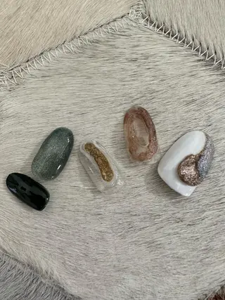 ネイル Atelier Ariのネイルデザイン