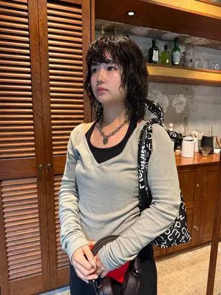 ショート パーマ ere 代々木公園所属・みほ/ニュアンス/ モード/艶カラーのヘアスタイル