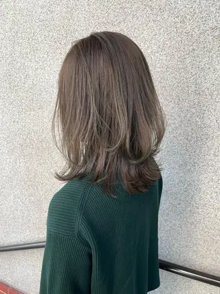 カラー 🪼艶カラー🪼 田口彩香のヘアスタイル