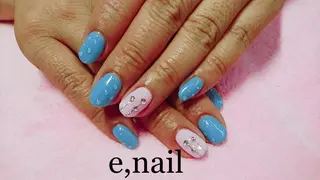 e.nail所属・和賀井 恵理のネイルデザイン