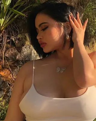 SESUNNY セサ二ー　SAYAのマツエク・マツパデザイン