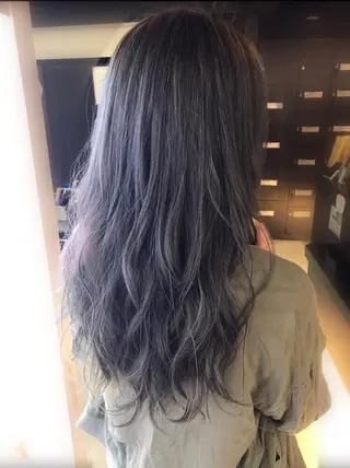 セミロング カラコレなんば店所属・カラコレなんば TOPstylistのヘアスタイル