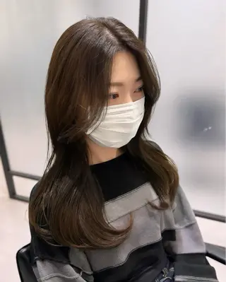 セミロング Rita/髪質改善 /透明感カラーのヘアスタイル