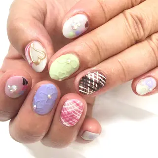 ネイル ユリシスネイル 担当近藤のネイルデザイン