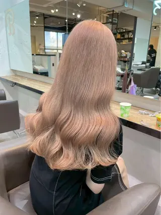 ロング カラー ハイトーンカラー💞 くるみ🎀のヘアスタイル