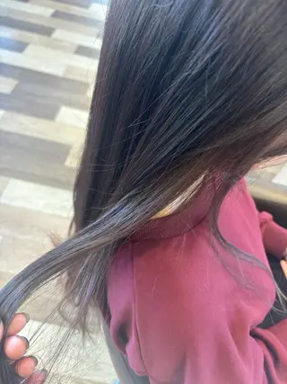 ロング カラー Dali 若松　朋美のヘアスタイル