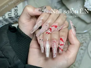 ネイル E.N🦋 長さ出し/持ち込みのネイルデザイン