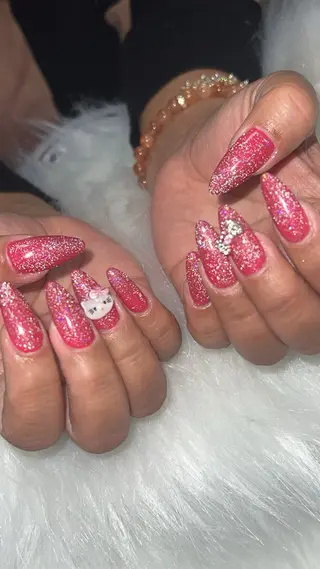 ネイル OPHELIA 𓃛のネイルデザイン