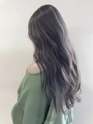 ロング 三浦 瑠璃のヘアスタイル