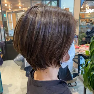 ショート カラー 透明感カラー🌈 菊池 結衣のヘアスタイル