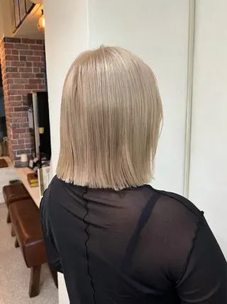 セミロング カラー エクステ ハイトーン 💭黒崎ハルカのヘアスタイル