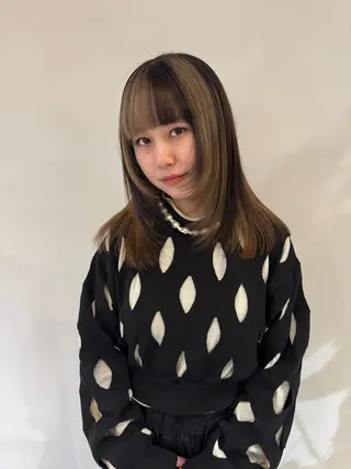 セミロング カラー ill.所属・ill［イル］大須 kojimaのヘアスタイル