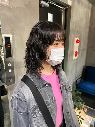 ミディアム カラー パーマ Agu hair lore沼館店所属・八戸パーマ/メンズパ ーマ/シンゴ。のヘアスタイル