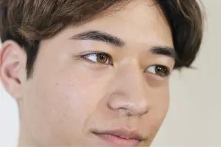 メンズ アイブロウ ONLY CARE by Vingt-cinq所属・オンリーケア バイヴァンサンクの眉毛・アイブロウイメージ