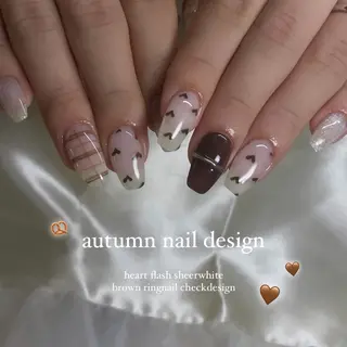 ネイル 佐藤 月衣のネイルデザイン